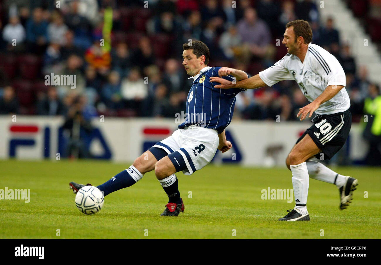 Jackie McNamara en Écosse avec Chris Jackson lors du match amical contre la Nouvelle-Zélande au stade Tynecastle, à Édimbourg. Banque D'Images
