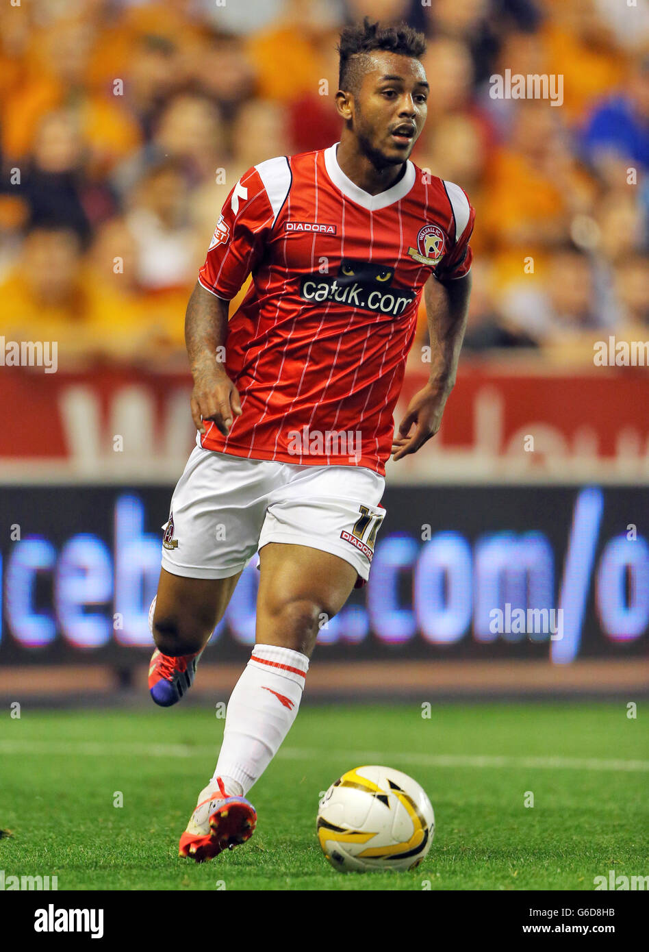 Soccer - Johnstones Paint Trophy - Wolverhampton Wanderers v Walsall - Molineux.Walsall's Ashley Hemmings Banque D'Images