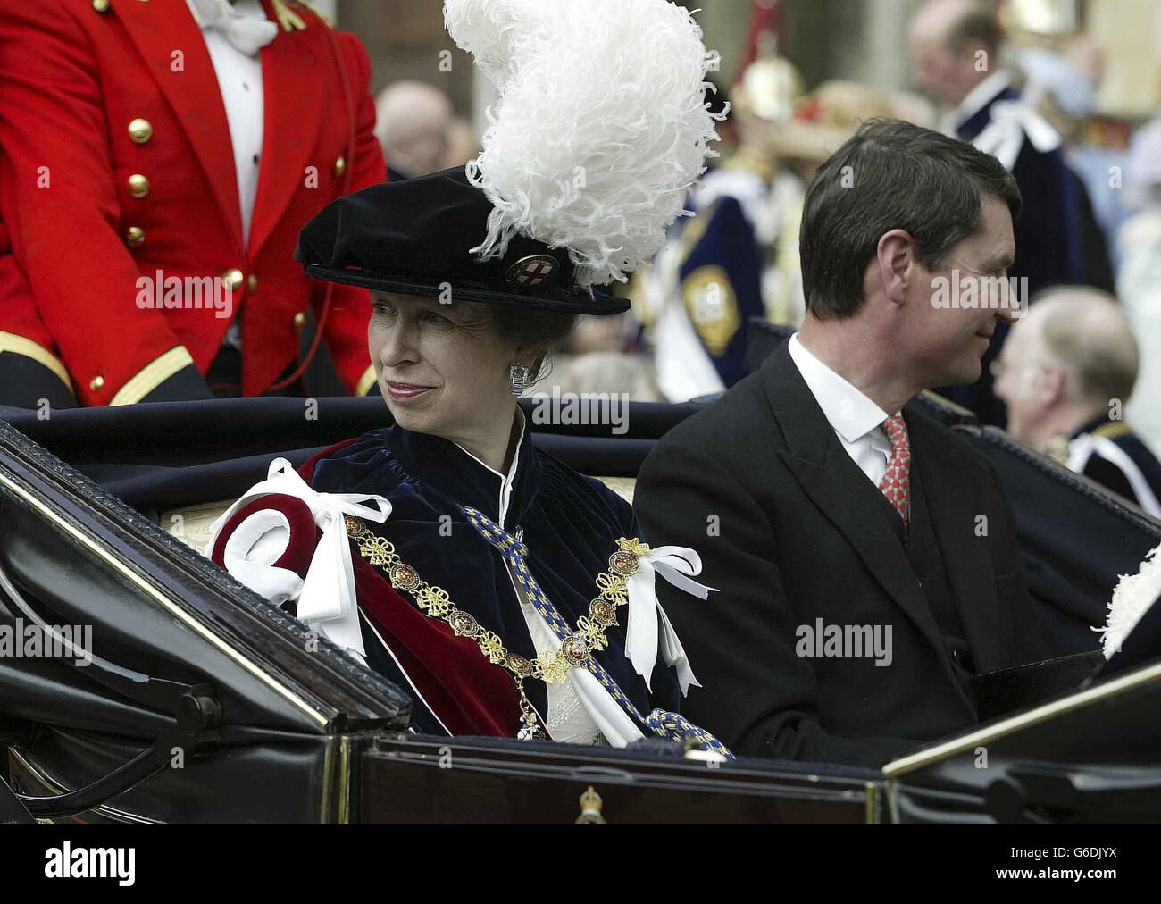 La princesse royale avec le mari le commandant Tim Laurence lors de la cérémonie annuelle de la procession Garter au château de Windsor.* le Garter est le plus haut honneur de Grande-Bretagne décerné par la Reine aux hommes et aux femmes pour la réalisation et le service exceptionnels à la nation. Banque D'Images