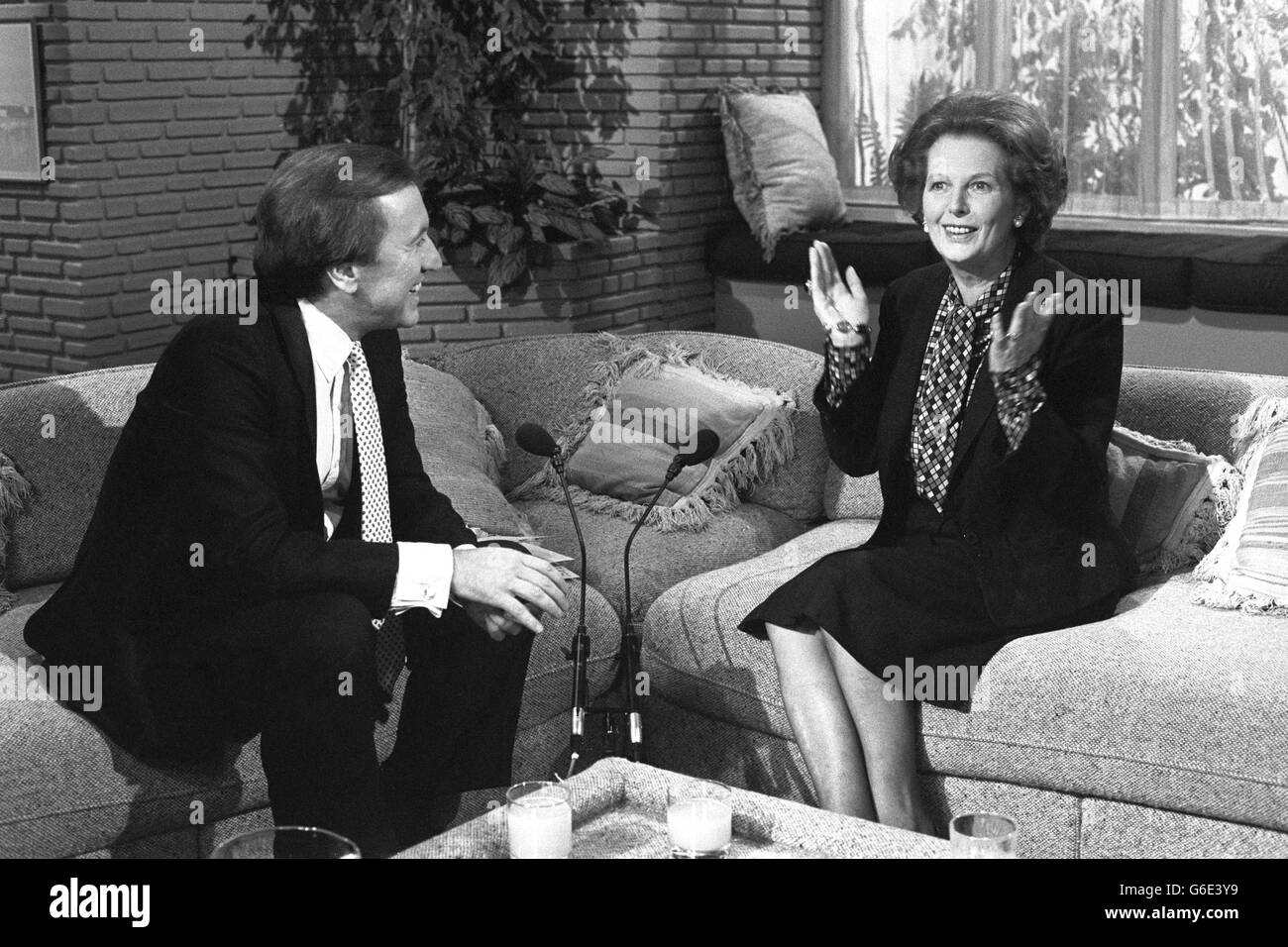 Politique - David Frost Interviews Margaret Thatcher - Londres Banque D'Images