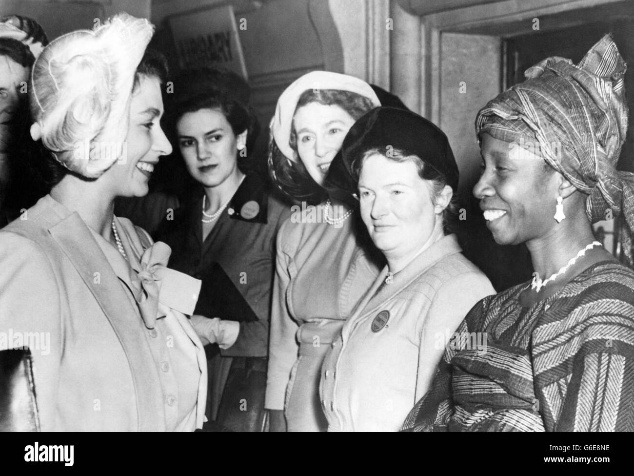 Image - Princess Elizabeth - Réunion de la mère, Central Hall, Londres Banque D'Images