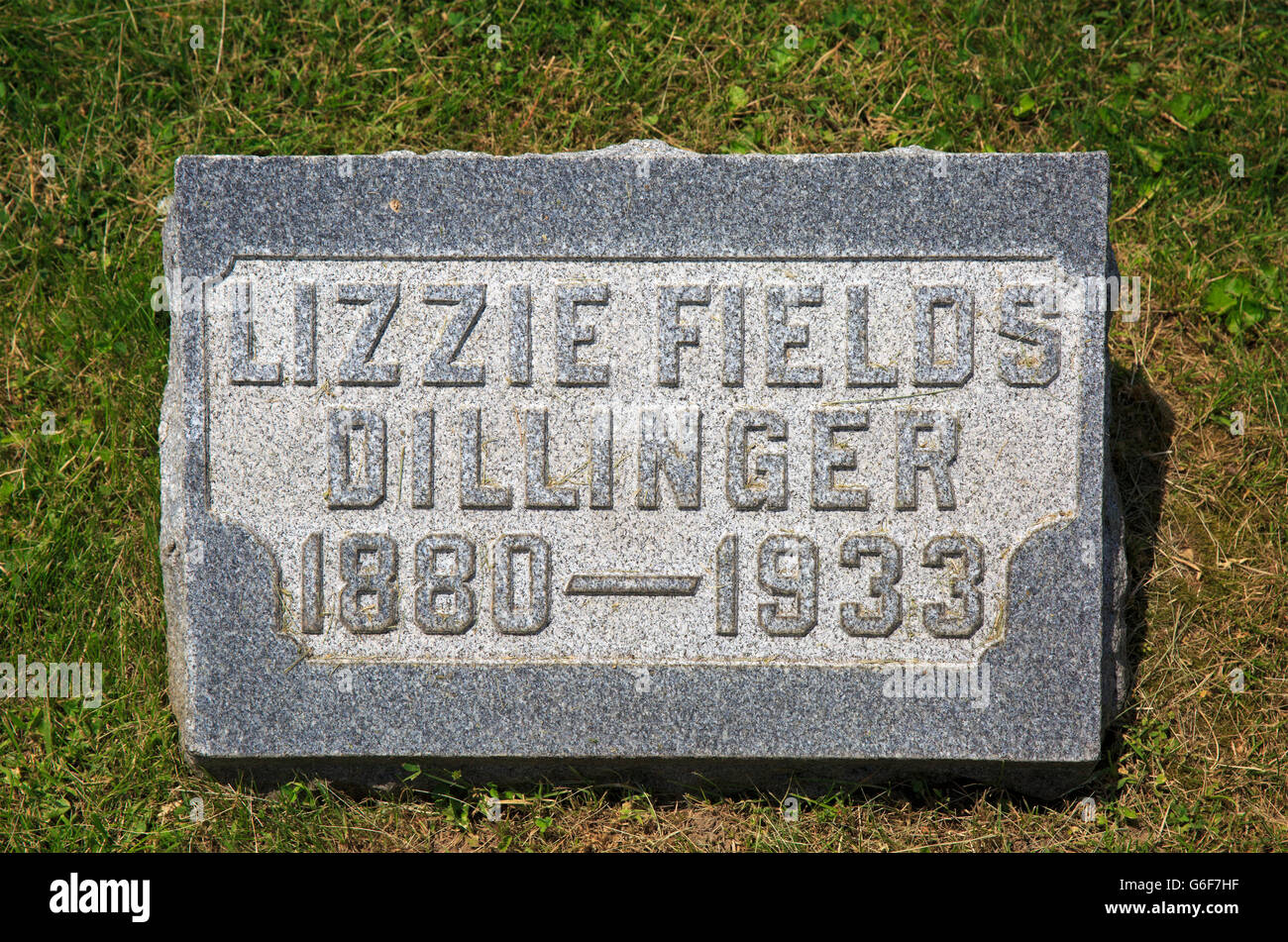 Tombe de champs Lizzie Dillinger, John Dillinger la seconde épouse de son père. Banque D'Images Tombe de champs Lizzie Dillinger, John Dillinger la seconde épouse de son père. Banque D'Images