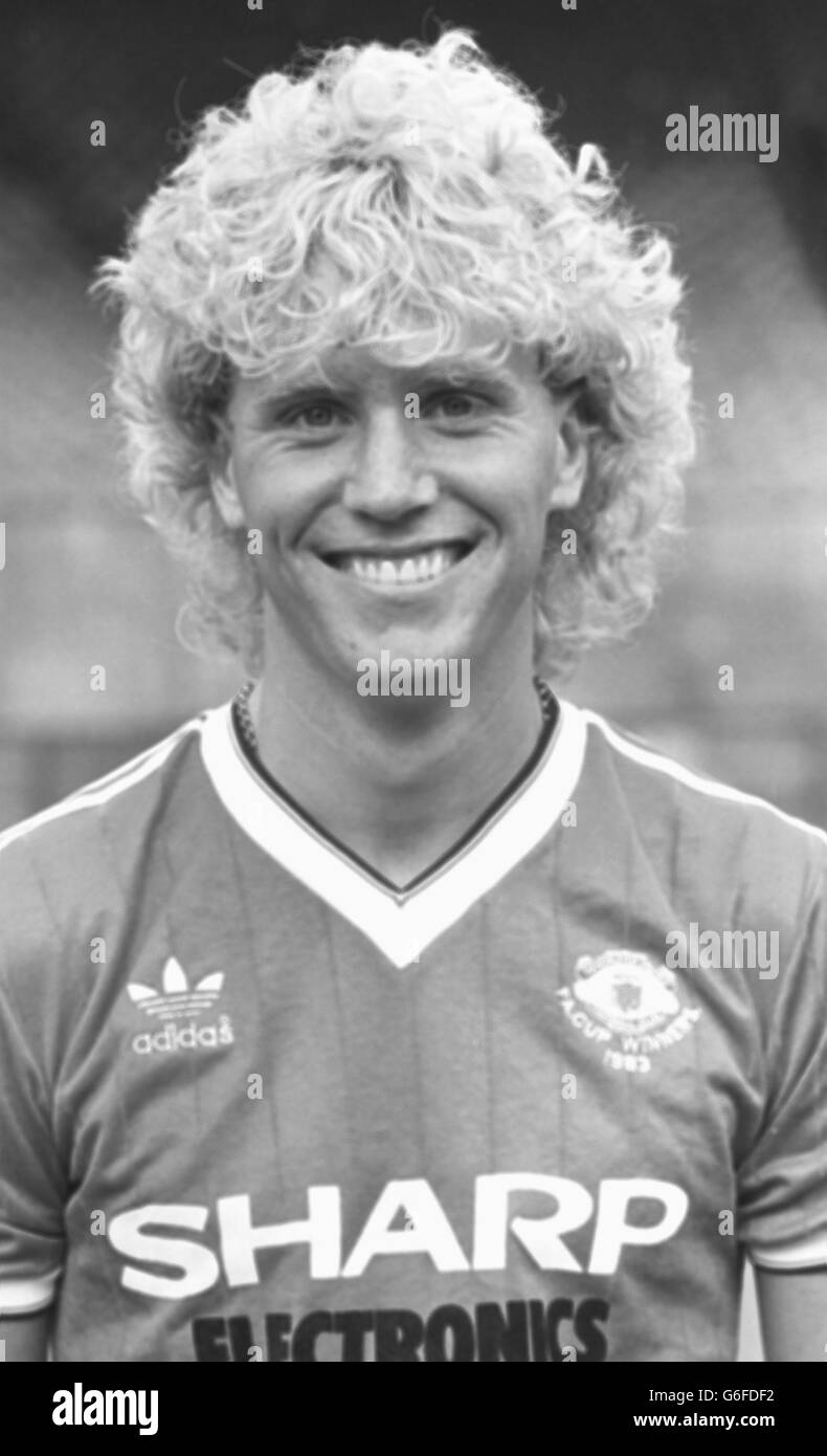 Scott McGarvey.Scott McGarvey, membre de l'équipe Manchester United pour la saison 1983/84, à Old Trafford. Banque D'Images