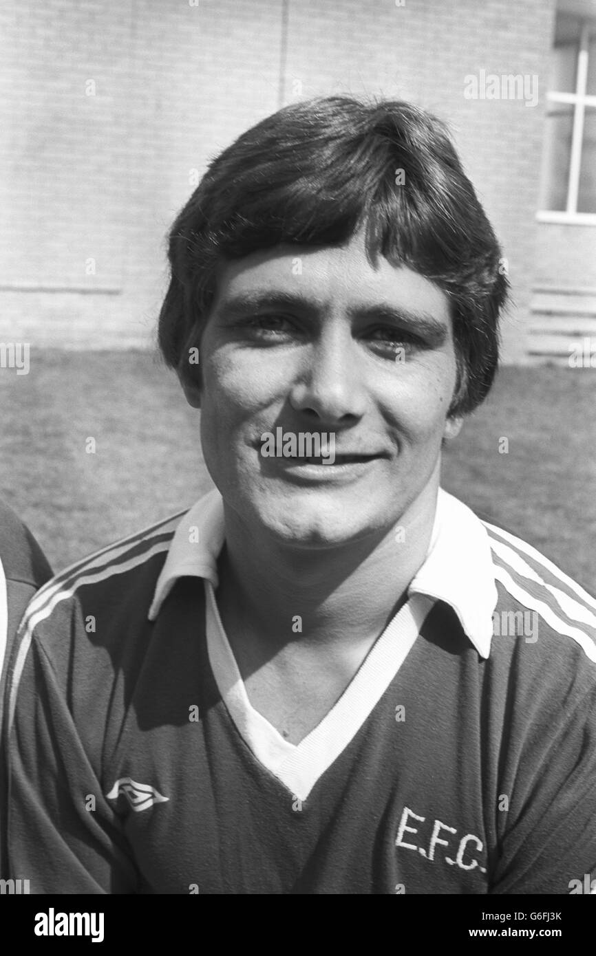 Mick Buckley, qui jouera pour le club de football d'Everton dans la première division pour la saison 1977-78. Banque D'Images