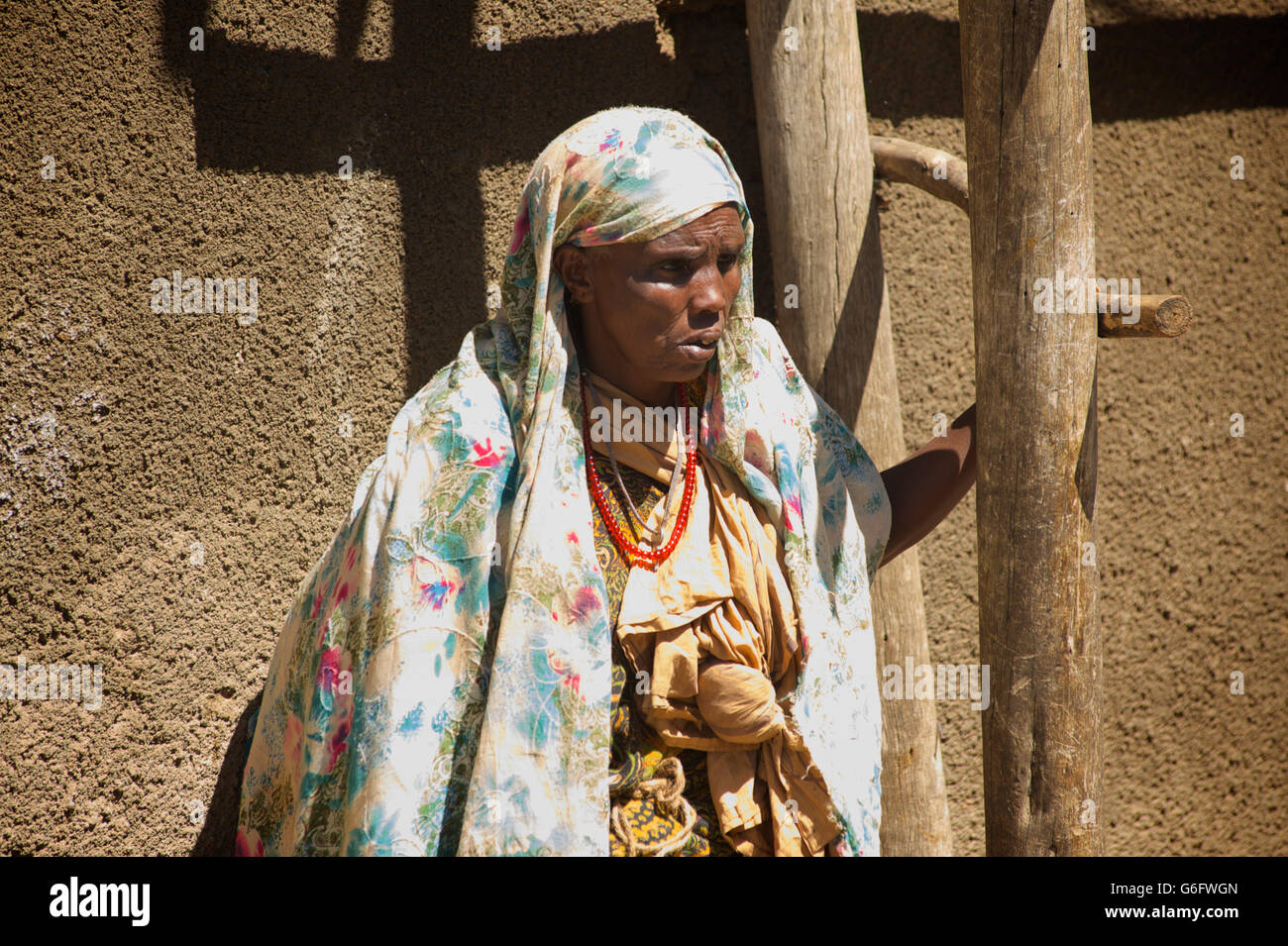 Les femmes Harari en style local tenue musulmane. Harar, en Ethiopie. Banque D'Images
