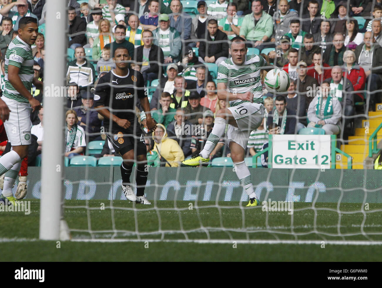 Anthony Stokes, du Celtic, marque un but lors du match Scottish Premiership au Celtic Park, à Glasgow. Banque D'Images