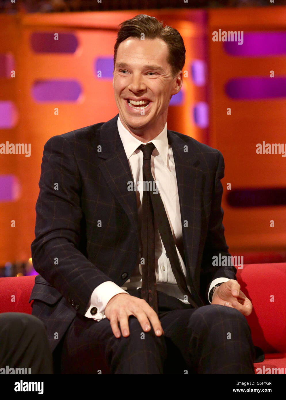 L'invité Benedict Cumberbatch pendant le tournage du Graham Norton Show aux London Studios, dans le sud de Londres, sera diffusé sur BBC One vendredi soir. Banque D'Images