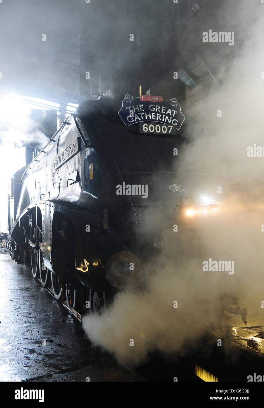 Le Sir Nigel Gresley arrive pour le Grand rassemblement d'automne au Musée national des chemins de fer, York. Banque D'Images
