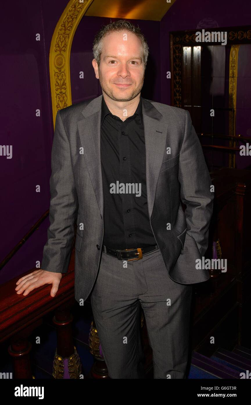 Damian Humbley arrive à une projection de « Merrily We Roll Along », à Cineworld Haymarket, dans le centre de Londres. Banque D'Images