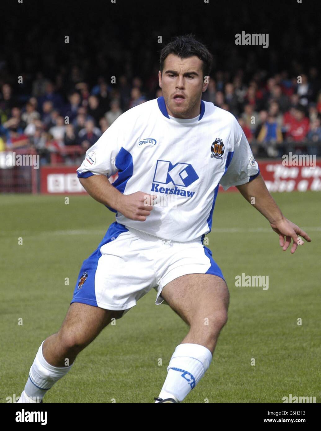 Shane Tudor en action pour Cambridge s'est Uni contre la ville de York lors de leur match national de la division trois à Bootham Crescent, York.. Banque D'Images