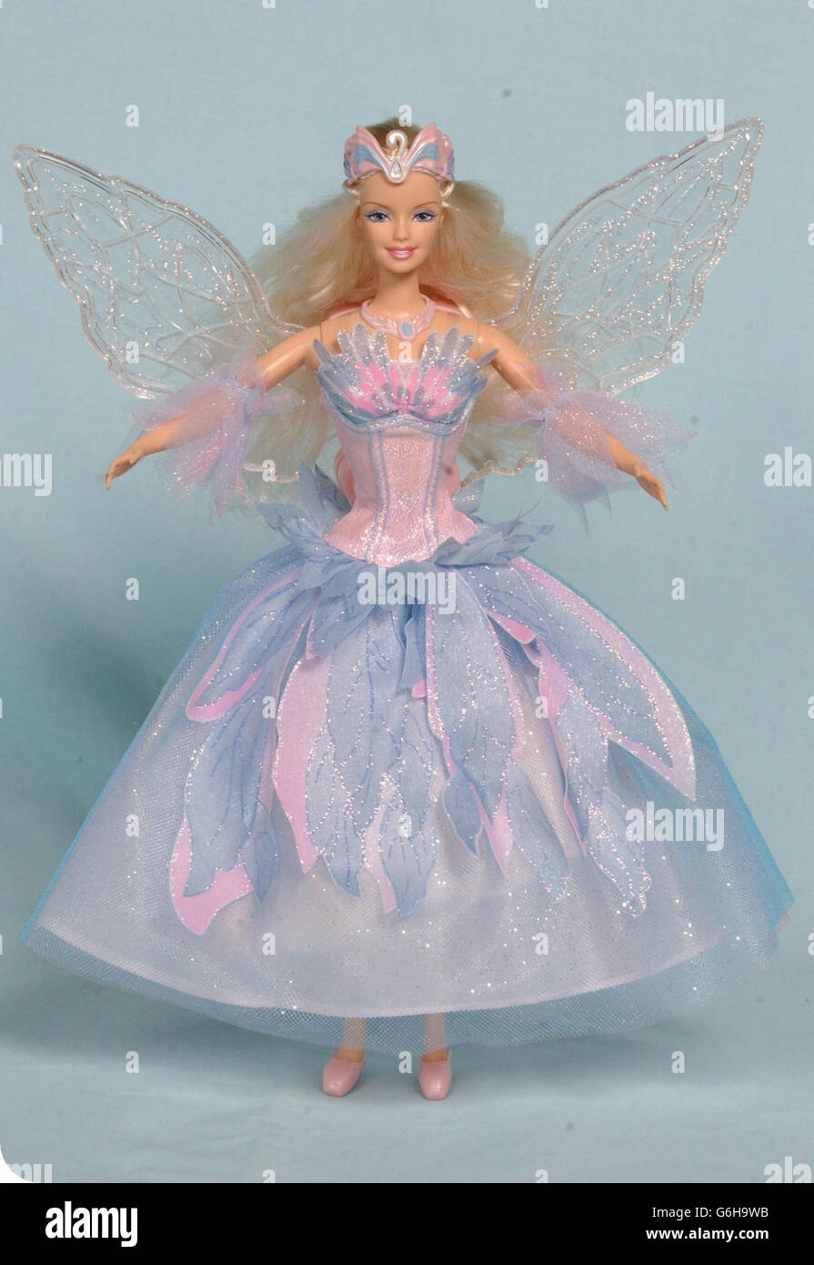 swan Lake » Barbie, l'un des 10 jouets les plus populaires que les enfants  devraient souhaiter pour Noël, en exposition au Dream Toys 2003.Barbie, une  ancienne favorite de l'époque, se portera