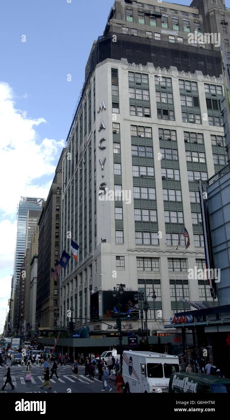 Le plus grand magasin du monde, Macy's, situé dans Herald Square. Rowland H Macy a ouvert son premier magasin à New York en 1857. Le magasin actuel, qui est en fait deux bâtiments reliés à des passages, a ouvert ses portes en 1902. Banque D'Images