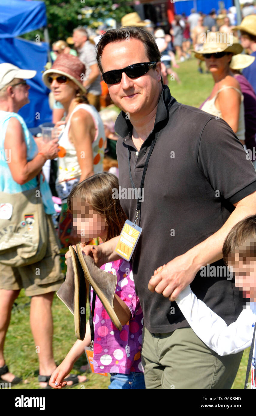 David Cameron, premier ministre à l'Cornbury Festival de musique au Great Tew Estate, Chadlington Banque D'Images