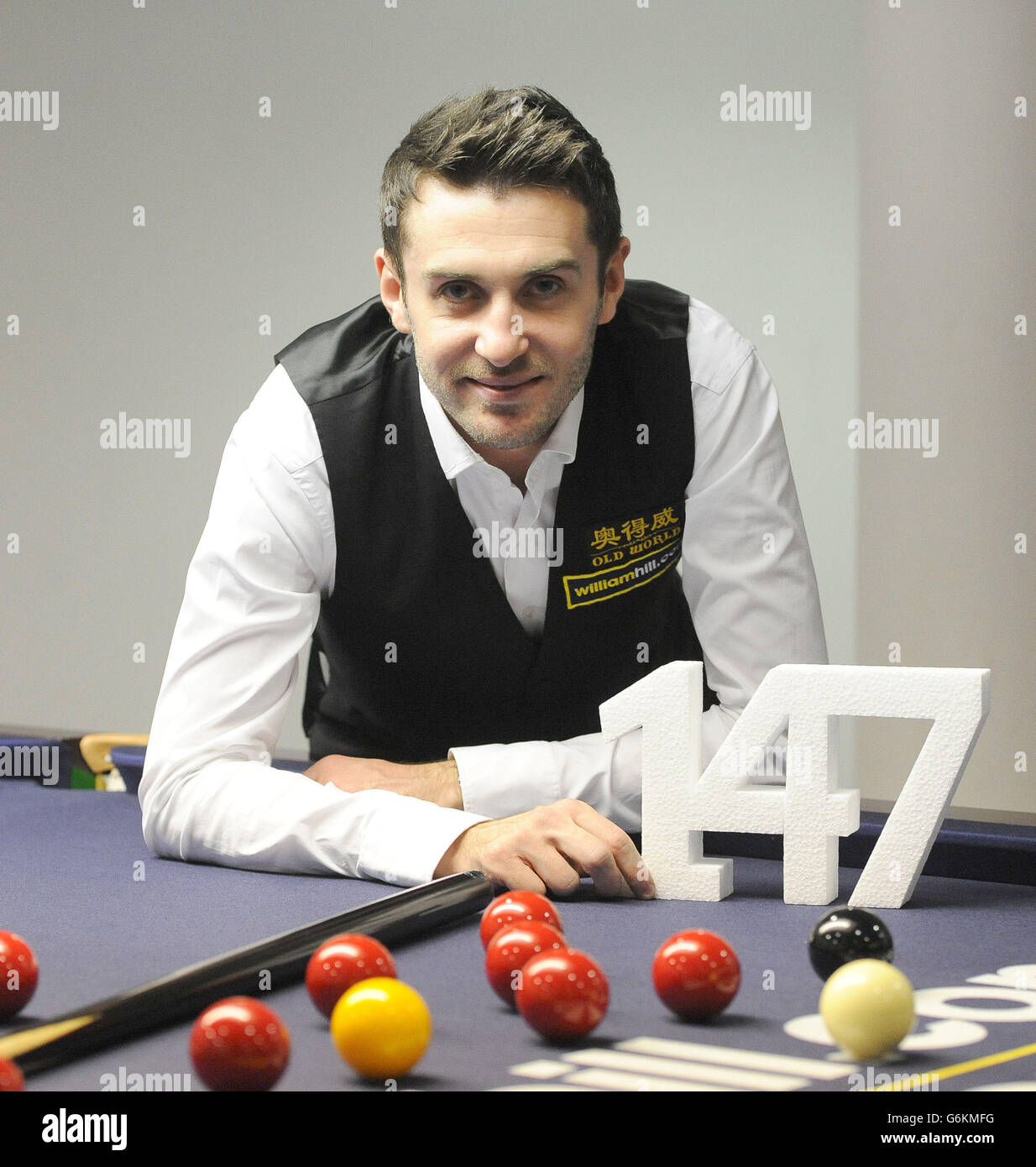 Mark Selby pose pour une photo après avoir marqué un maximum de 147 pauses dans son match contre Ricky Walden pendant le douze jour des williamhill.com championnats du Royaume-Uni au Barbican Center, York. Banque D'Images