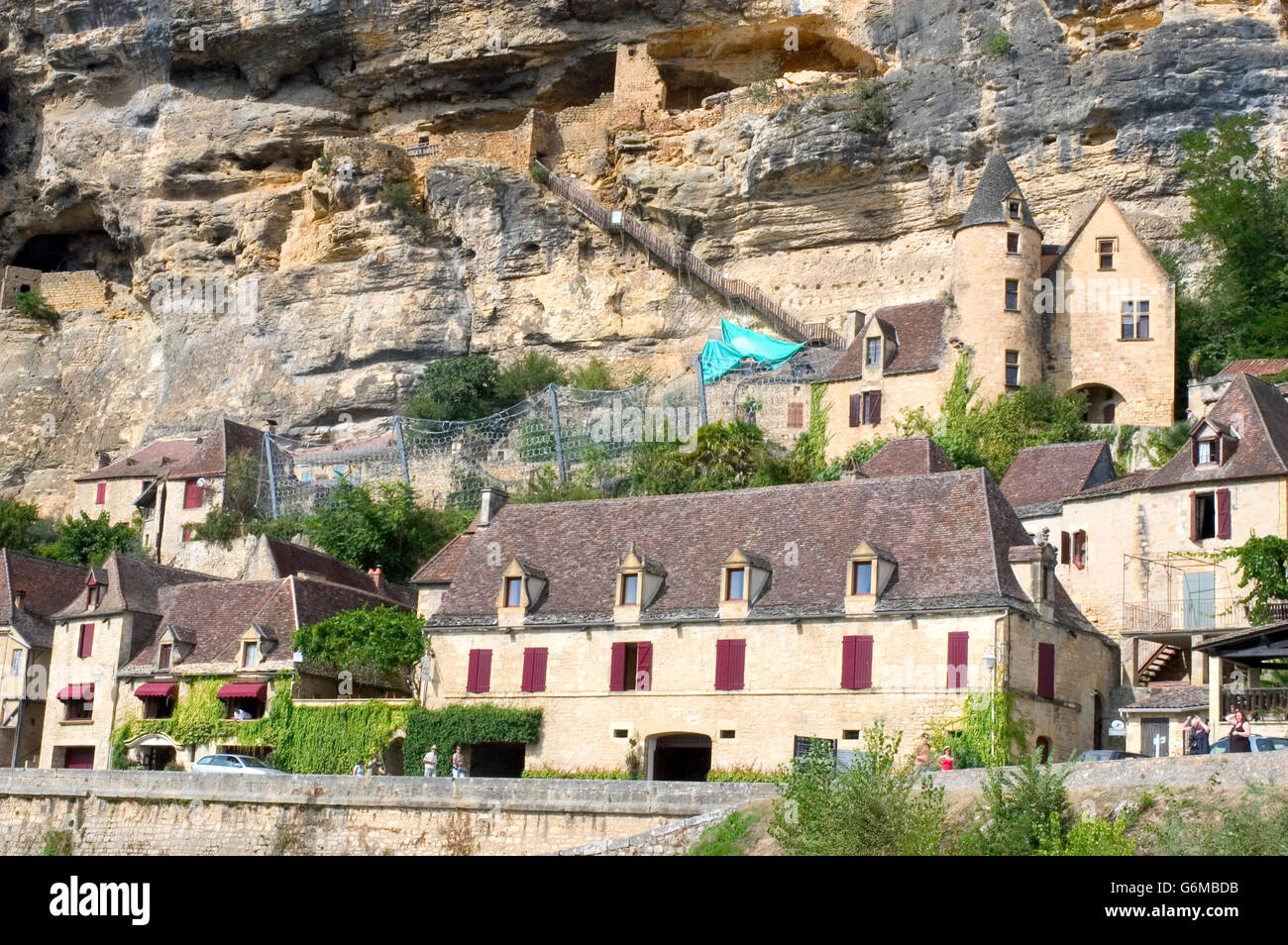 La Roque-Gageac est un joli village situé dans le Périgord le long de la Dordogne. Banque D'Images