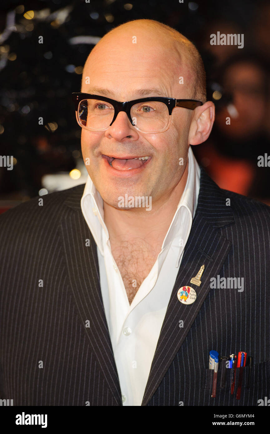 Harry Hill arrive à la première mondiale du film Harry Hill, au cinéma vue, Leicester Square, Londres. Banque D'Images