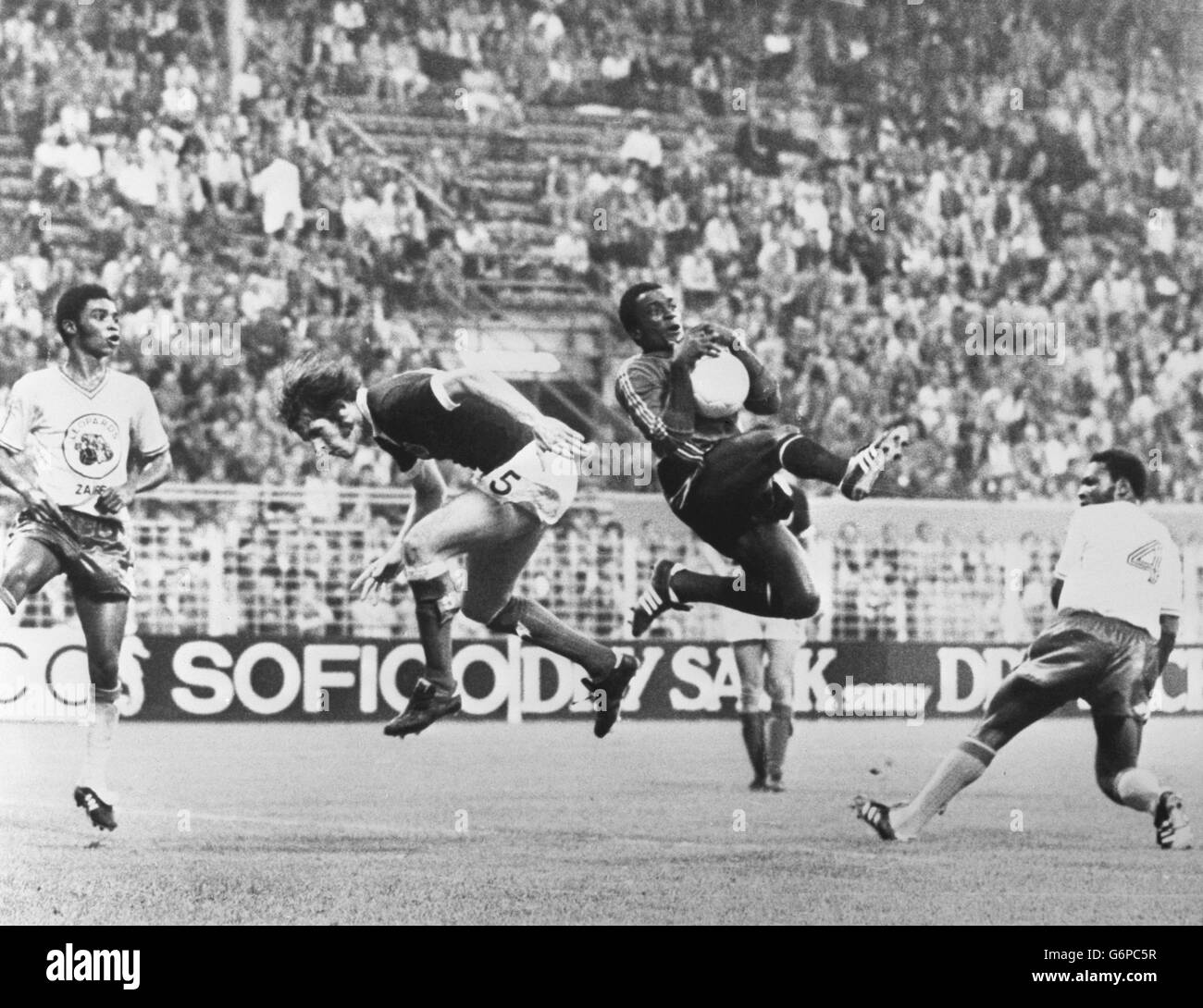 Football - Coupe du Monde FIFA 1974 en Allemagne de l'Ouest - Groupe 2 - Zaïre v Ecosse - Westfalenstadion, Dortmund Banque D'Images