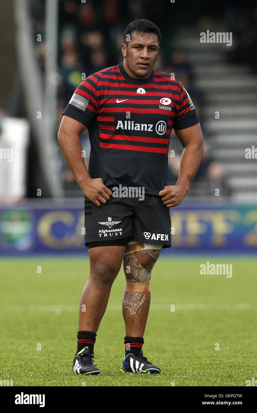 Rugby Union - Heineken Cup - Pool Three - Saracens / Connacht Rugby - Barnett Copthall.Mako Vunipola de Saracens lors de la Heineken Cup, Pool Three Match à Barnett Copthall, Londres. Banque D'Images