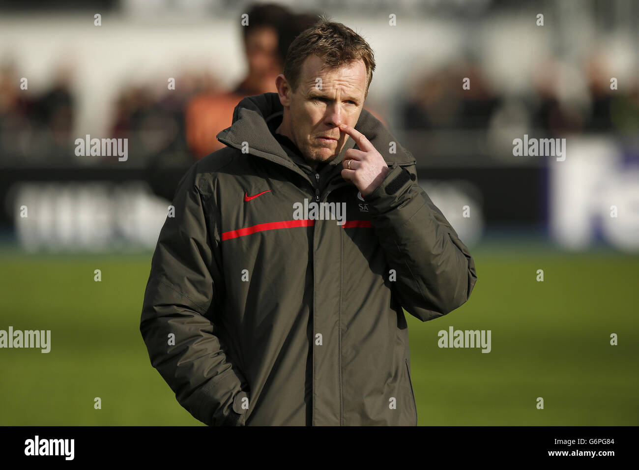 Mark McCall, entraîneur-chef de Saracens, avant la Heineken Cup, le match Pool Three à Barnett Copthall, Londres. Banque D'Images