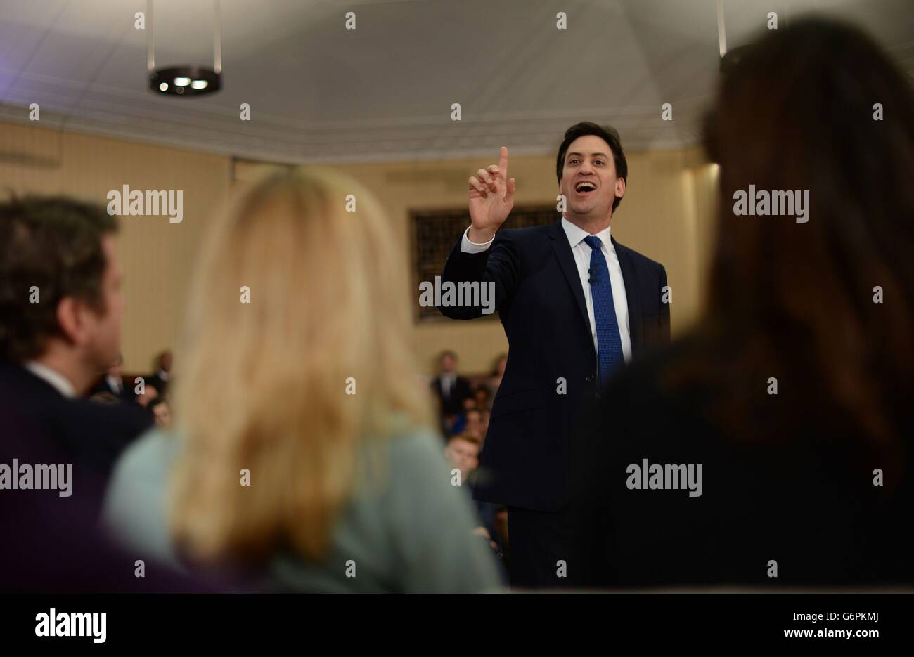 Le leader syndical Ed Miliband fait un discours sur le secteur bancaire et l'économie au Sénat de l'Université de Londres. Banque D'Images