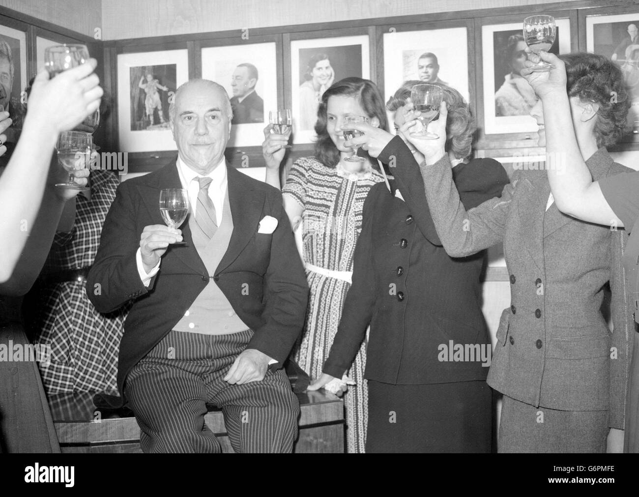 Sir Thomas Beecham. Banque D'Images