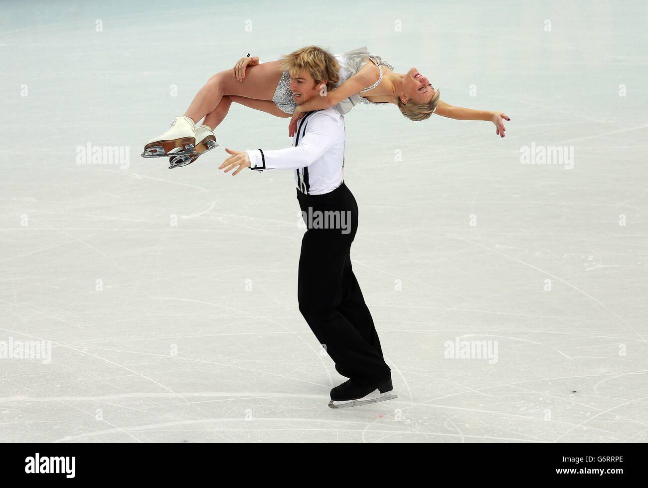 Jeux olympiques d'hiver de Sotchi - jour 9.Penny Coomes et Nick Buckland, en Grande-Bretagne, dans le programme de danse sur glace lors des Jeux Olympiques de Sotchi 2014 à Sotchi, en Russie. Banque D'Images