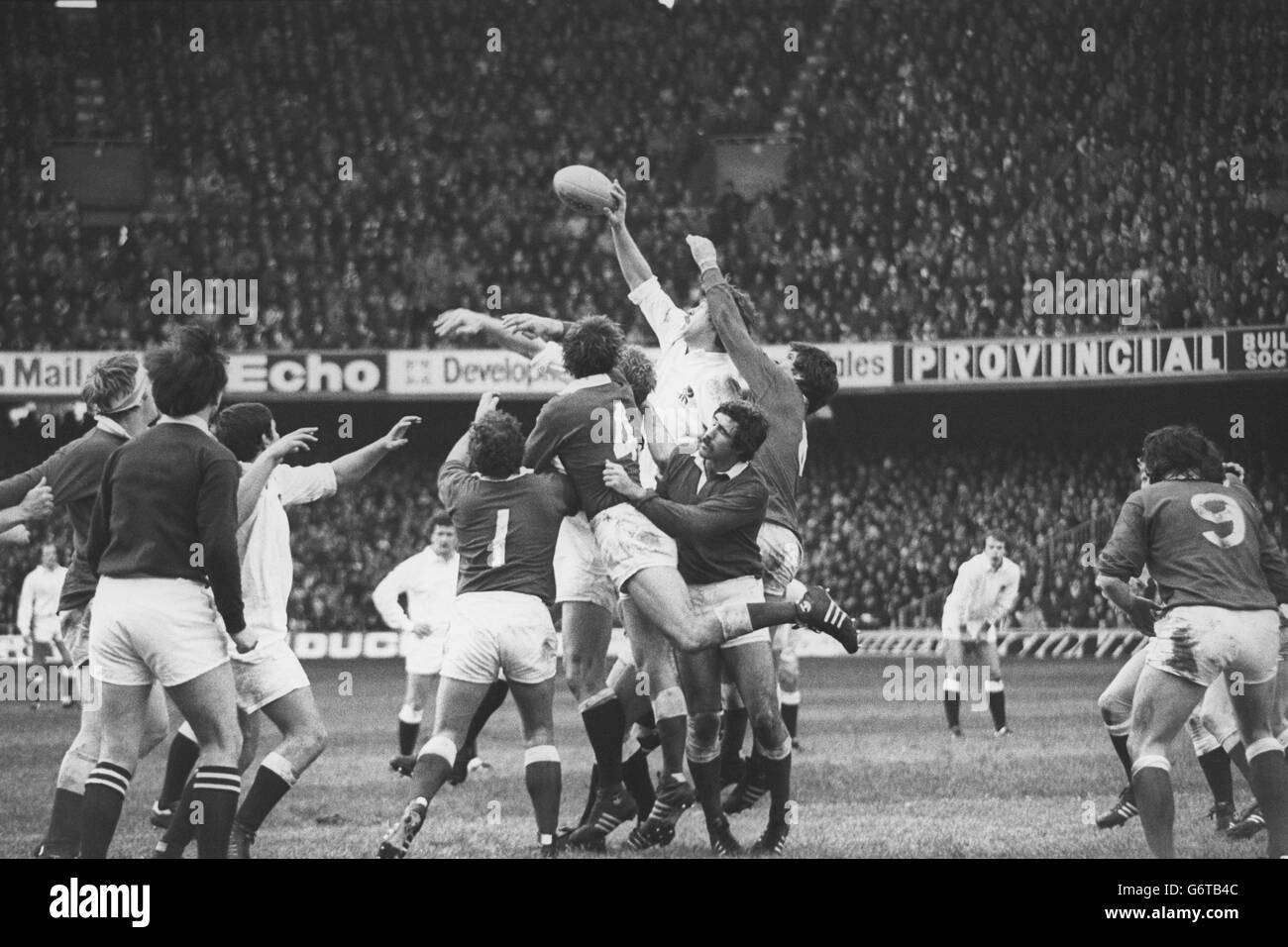 Rugby Union - 1981 Cinq Nations Championship - Pays de Galles v Angleterre - Cardiff Arms Park Banque D'Images