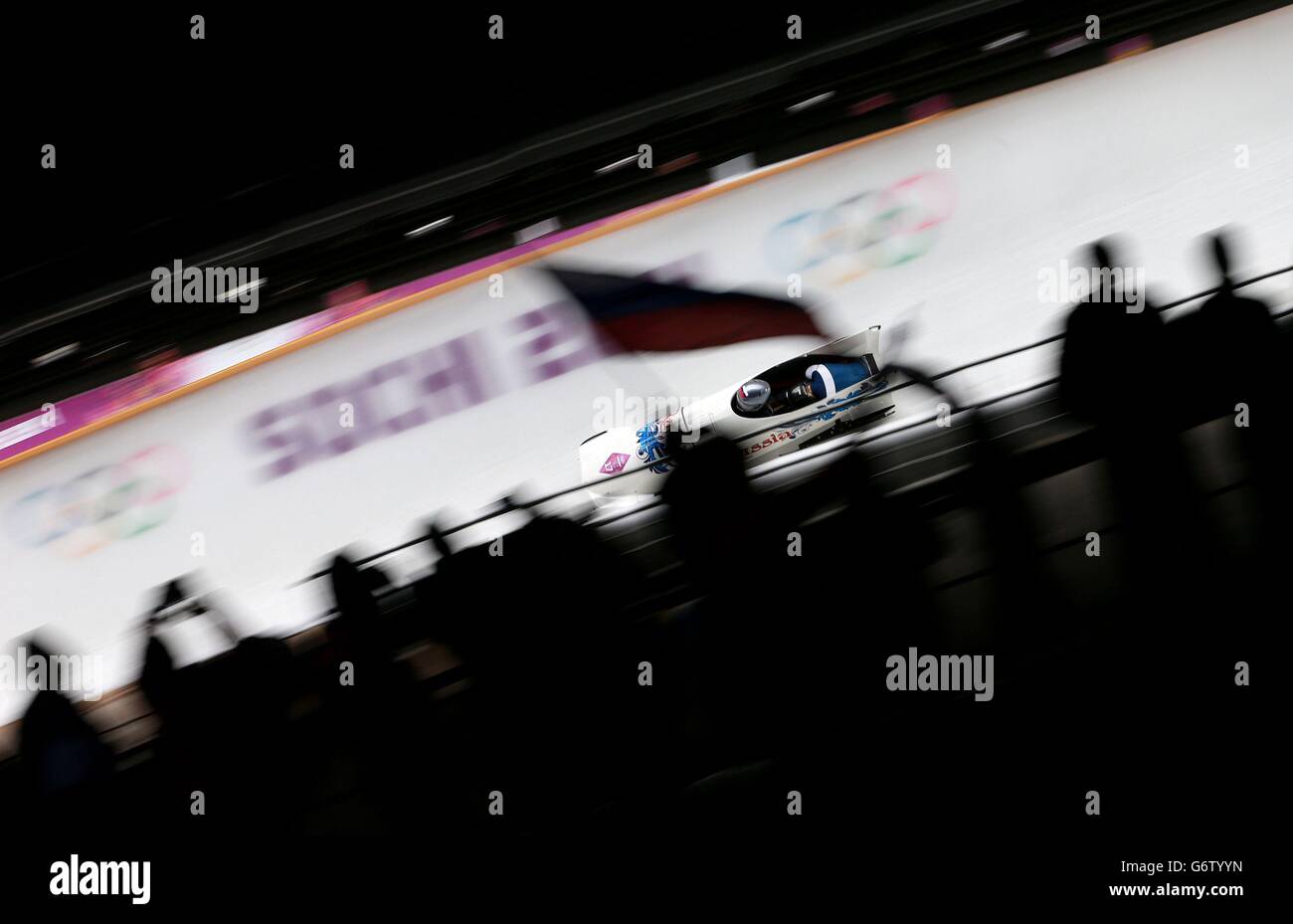 Jeux olympiques d'hiver de Sotchi - jour 12.Nadezhda Sergeeva et Nadezhda Paleeva en Russie dans le bobsleigh féminin lors des Jeux Olympiques de Sotchi 2014 à Sotchi, Russie. Banque D'Images