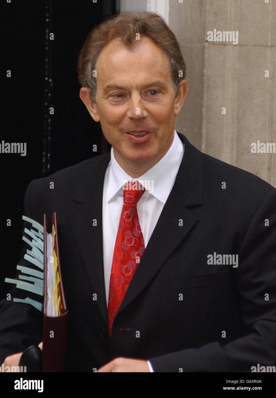 Tony Blair quitte n°10 Downing Street Banque D'Images