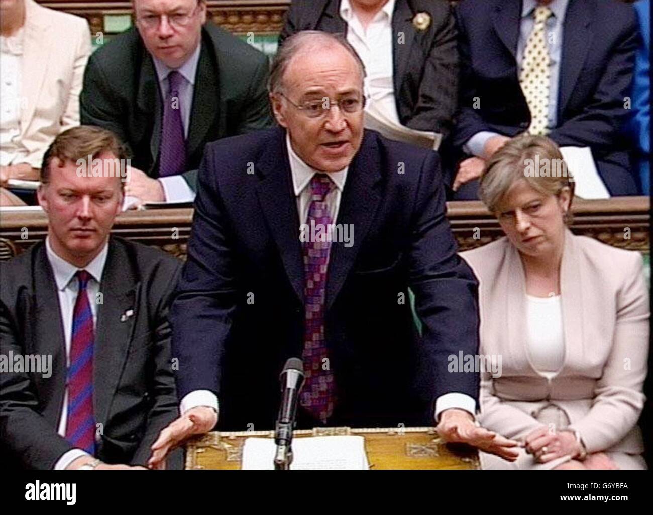 Le chef conservateur Michael Howard pendant les questions du premier ministre à la Chambre des communes, à Londres. Banque D'Images