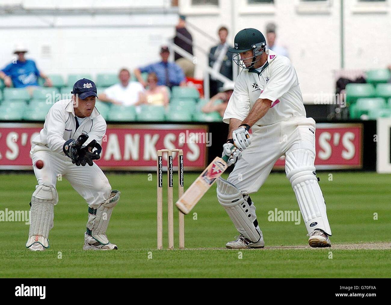 Graeme Hick de Worcestershire sur le chemin de 262 dans le Frizzell County Championship match contre Gloucester, à New Rd. Worcester. Hick et Ben Smith ont obtenu 417 courses, le plus haut partenariat jamais réalisé à New Road Banque D'Images