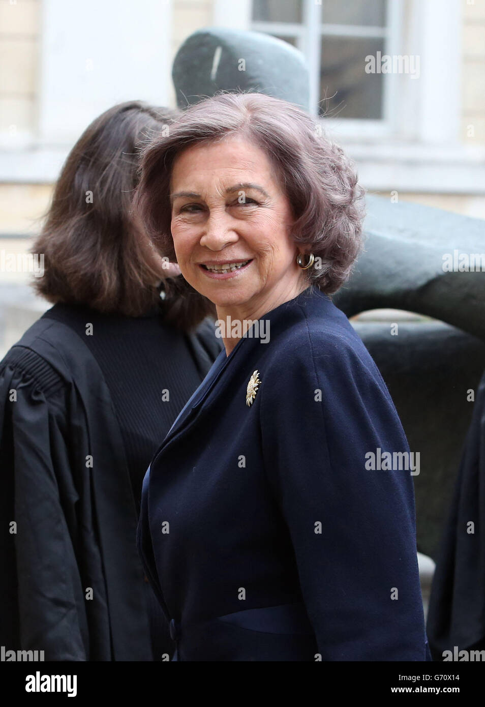 La reine Sofia d'Espagne lors d'une visite à l'Institut Taylorien à Oxford. Banque D'Images