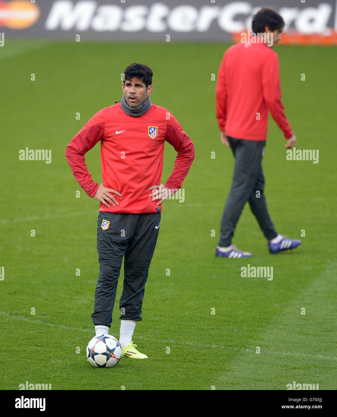 Football - Ligue des champions de l'UEFA - semi finale - deuxième jambe - Chelsea / Atletico Madrid - Atletico Madrid Training and Press con....Atletico Madrid Diego Costa pendant l'entraînement au pont Stamford Banque D'Images