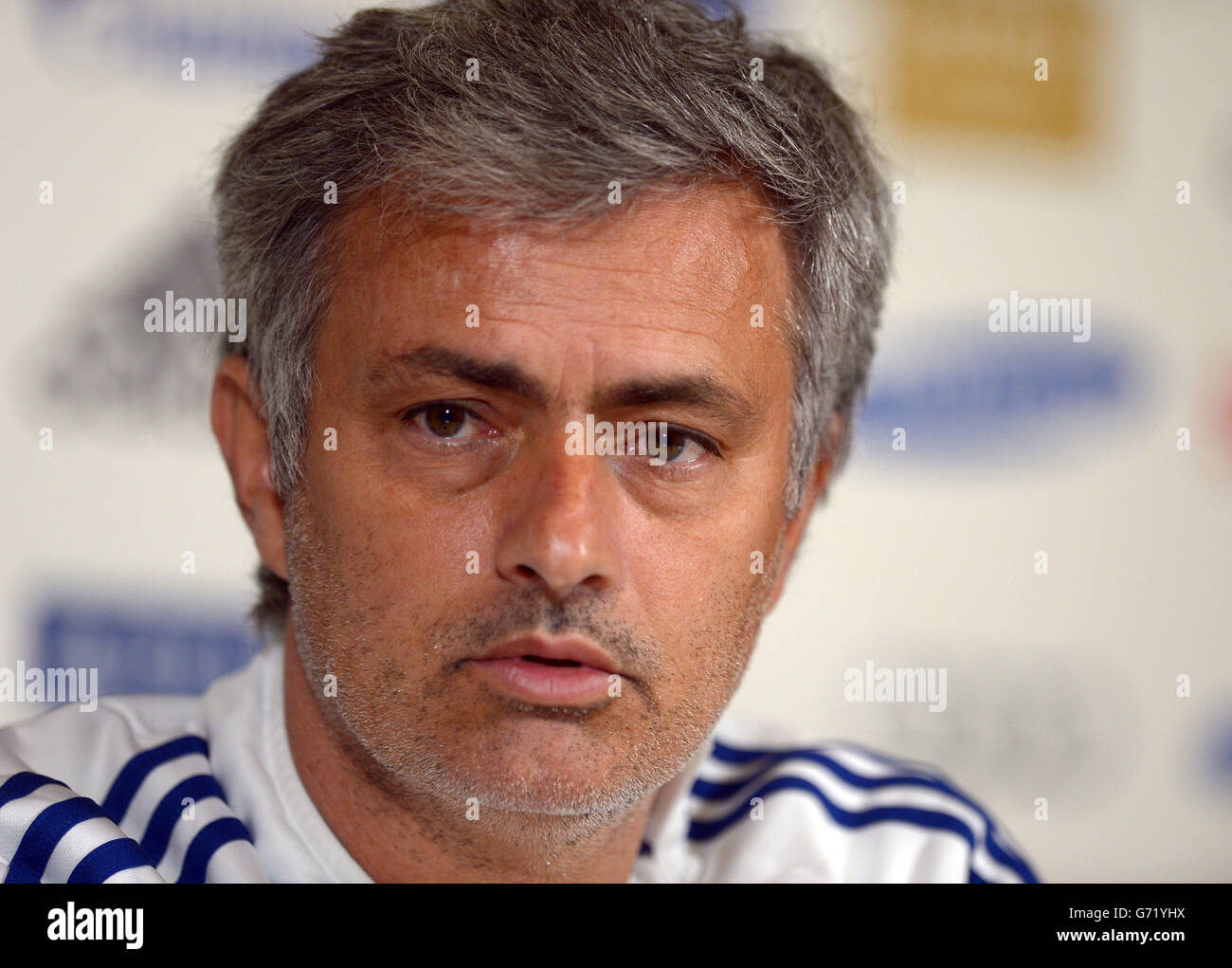 Jose Mourinho, directeur de Chelsea, lors de la conférence de presse au terrain d'entraînement du FC Chelsea, Stoke d'Abernon.APPUYEZ SUR ASSOCIATION photo.Date de la photo: Vendredi 2 mai 2014.Voir PA Story FOOTBALL Chelsea.Le crédit photo devrait se lire comme suit : Adam Davy/PA Wire. Banque D'Images Jose Mourinho, directeur de Chelsea, lors de la conférence de presse au terrain d'entraînement du FC Chelsea, Stoke d'Abernon.APPUYEZ SUR ASSOCIATION photo.Date de la photo: Vendredi 2 mai 2014.Voir PA Story FOOTBALL Chelsea.Le crédit photo devrait se lire comme suit : Adam Davy/PA Wire. Banque D'Images