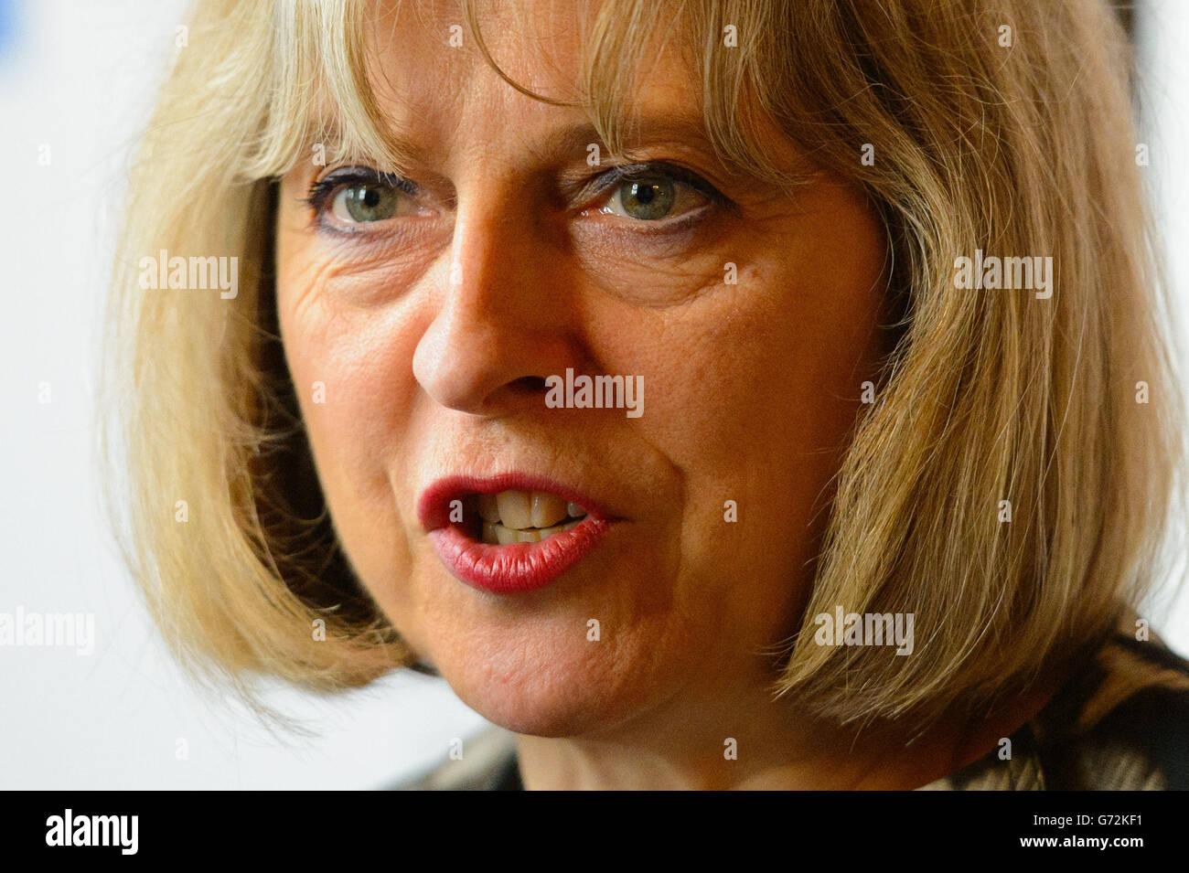 La ministre de l'intérieur Theresa May parle du lancement du nouveau système d'alerte de sauvetage des enfants et d'un nouveau hub d'enlèvement d'enfants, à la Chambre des Lords, à Westminster, dans le centre de Londres. Banque D'Images