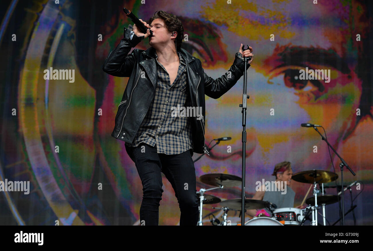 BBC radio 1 Big Weekend - Glasgow.Les VAMPS se sont produits pendant le Big Weekend de radio 1 à Glasgow Green, Glasgow. Banque D'Images