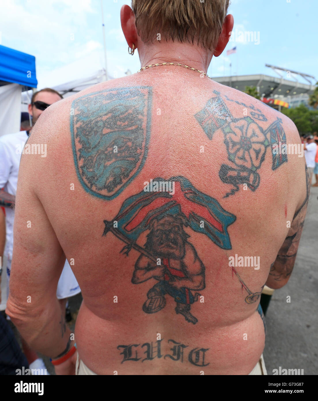 Les fans d'Angleterre devant le stade avant l'International friendly au Sun Life Stadium, Miami, USA.APPUYEZ SUR ASSOCIATION photo.Date de la photo: Samedi 7 juin 2014.Voir PA Story FOOTBALL England.Le crédit photo devrait se lire comme suit : Mike Egerton/PA Wire. Banque D'Images