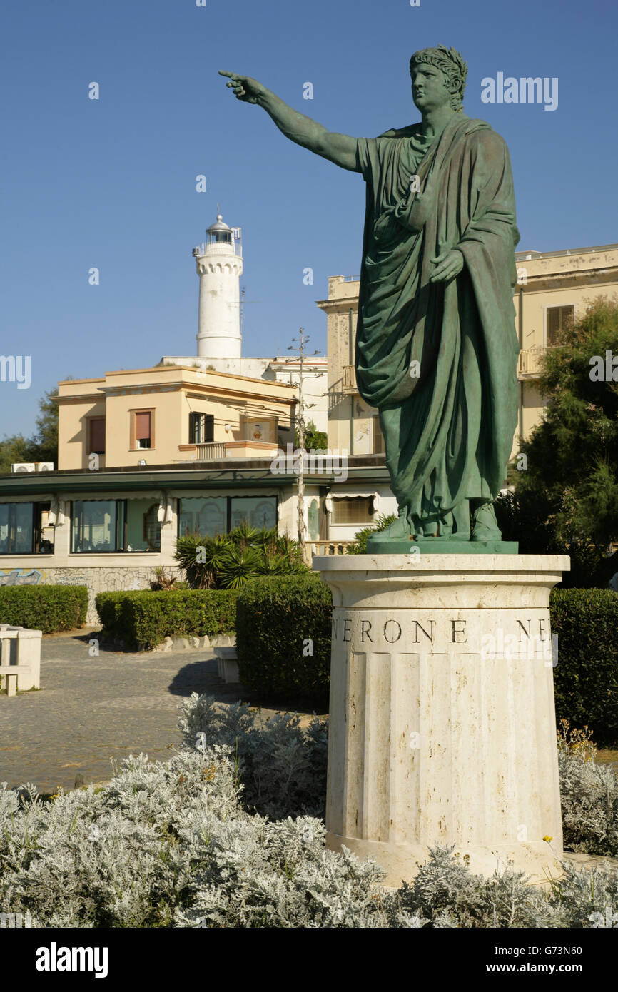 Statue de l'empereur romain Néron, Rome, Italie. Banque D'Images