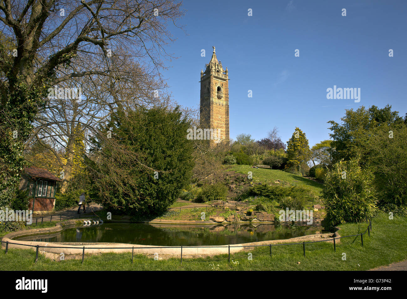 Cabot Tower, Brandon Hill, Bristol, Angleterre, qui a été construit à la mémoire de John Cabot, 400 ans après qu'il a mis la voile dans le Matthew de Bristol et a atterri dans ce qui est devenu plus tard le Canada. La pierre de fondation a été posée le 24 juin 1897 et la tour a été achevée en juillet 1898. L'architecte était William Venn Gough et il a été construit par Love et Waite de Bristol Banque D'Images