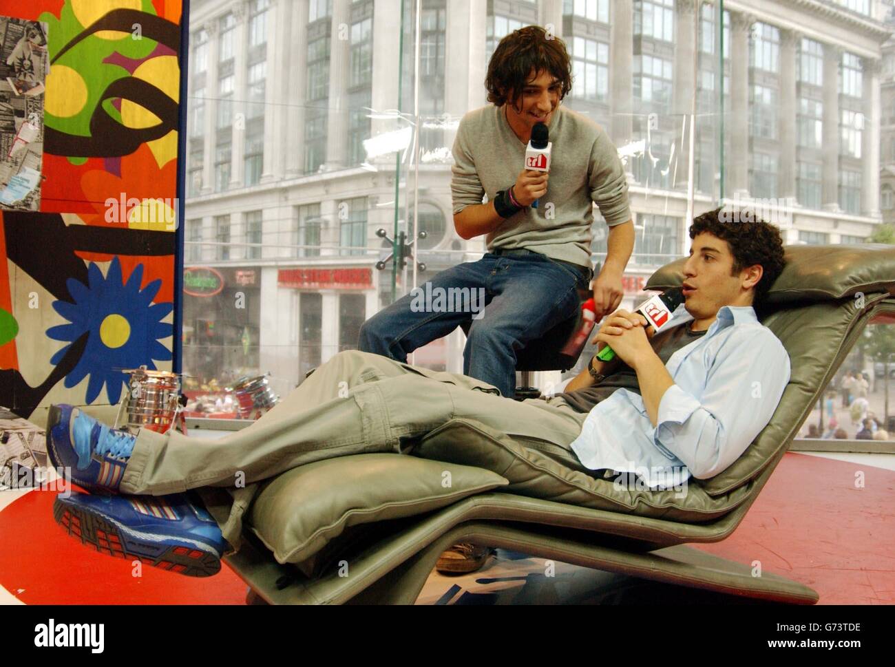 Jason Biggs MTV's TRL - Total Request Live - Afficher Banque D'Images