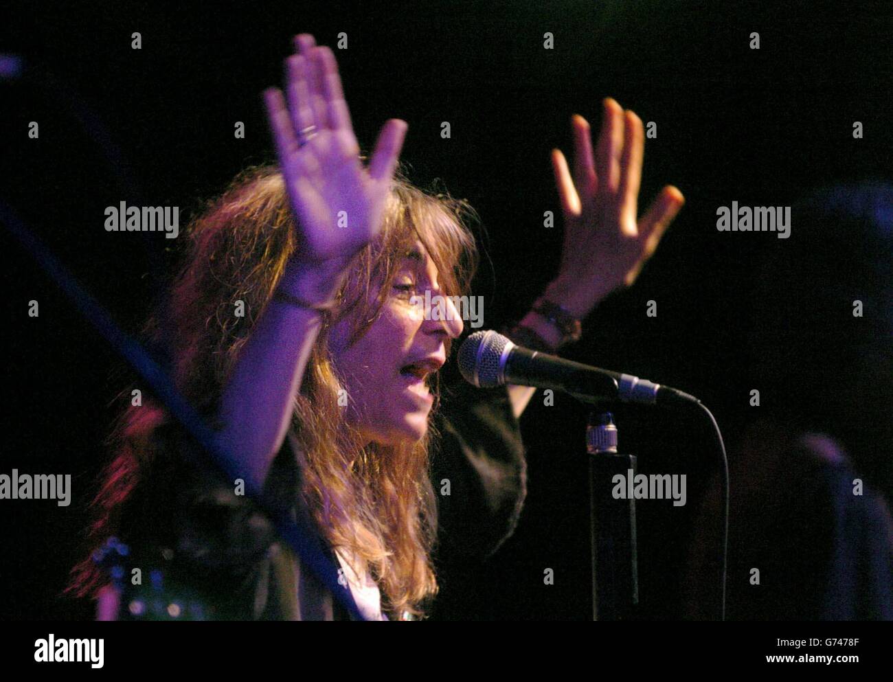 LA chanteuse AMÉRICAINE Patti Smith joue en direct sur scène au Vicars Street Music venue de Dublin, en Irlande. Banque D'Images