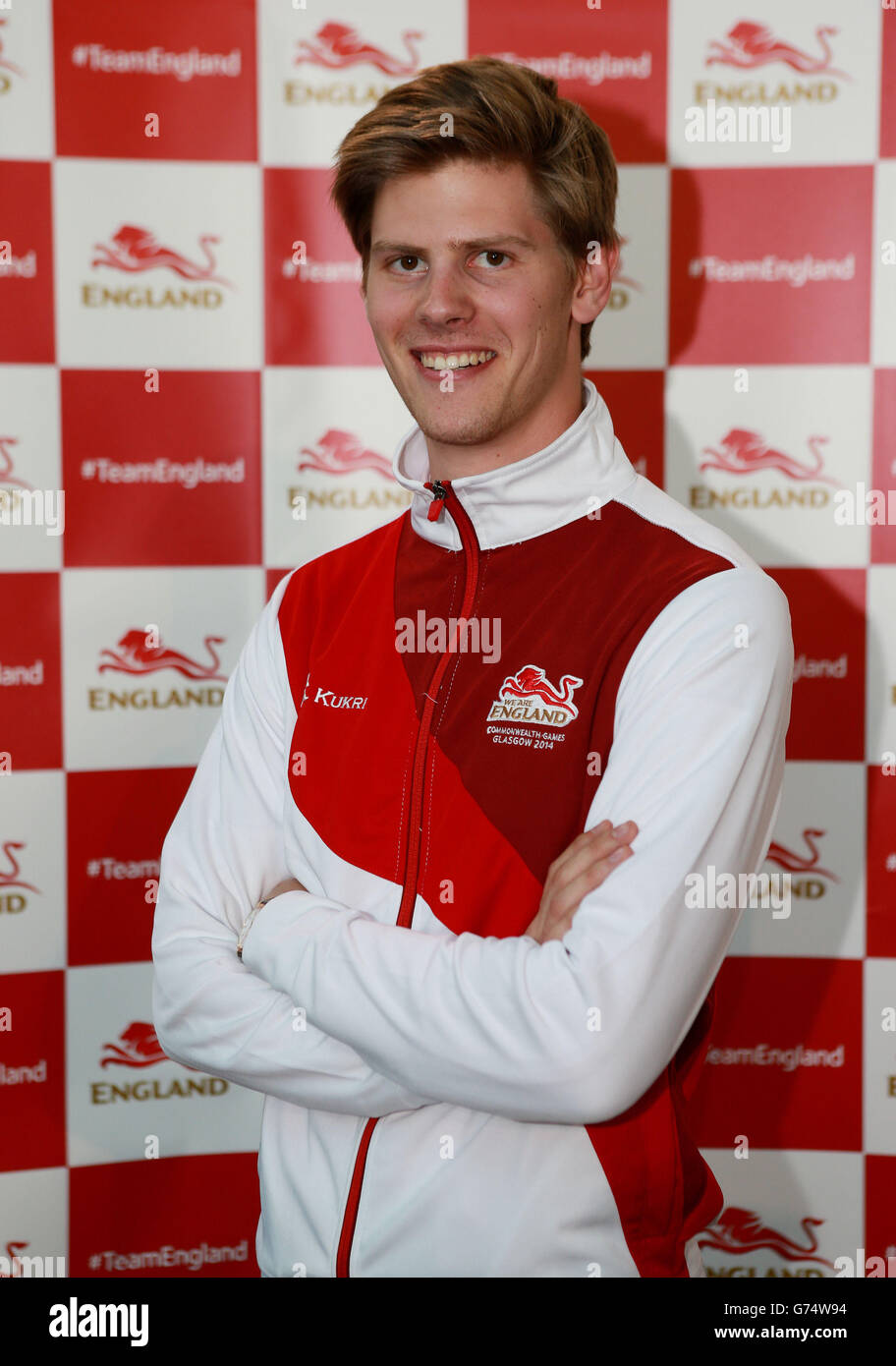 Lawrence Clarke pendant la séance de kitting-out à St George's Park, Burton. Banque D'Images