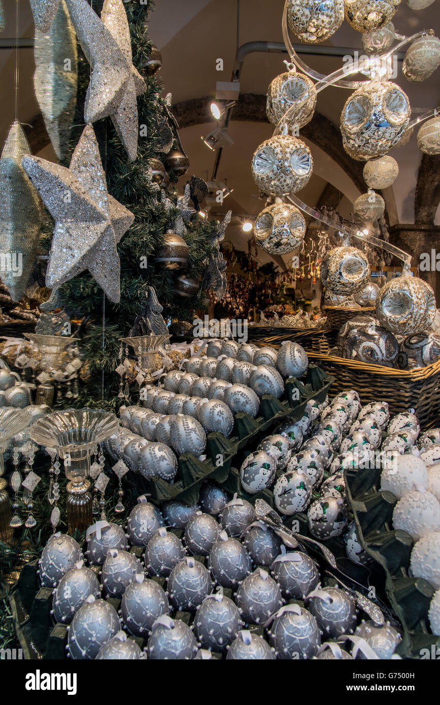 Décorations de Noël shop, Salzbourg, Autriche Banque D'Images