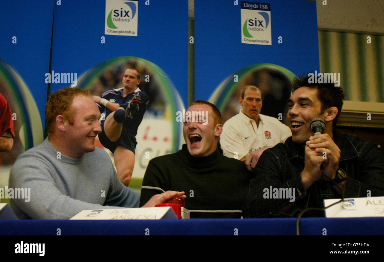 Solde Sharks Players (L-R) Bernard Jackman, Pete Anglesea et Alex Sanderson l'équipe gagnante de la nuit de quiz sportif de la tournée du club de rugby Lloyds TSB. Banque D'Images