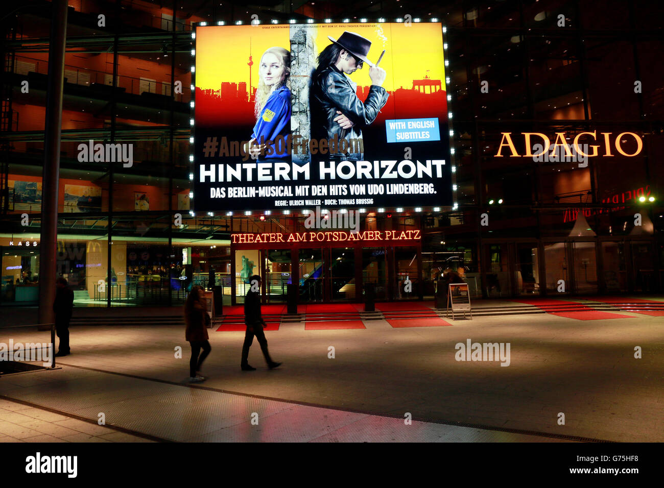 Werbung für das Udo Lindenberg-Musical «Hinterm Horizont", Théâtre Musical, Marlene-Dietrich Platz, Berlin-Tiergarten. Banque D'Images