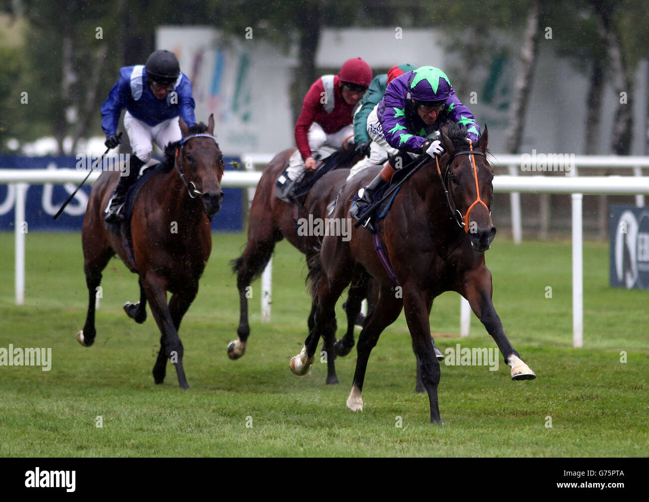 Les courses de chevaux - Le Festival Juillet - Boylesports Mesdames Jour - Newmarket Racecourse Banque D'Images