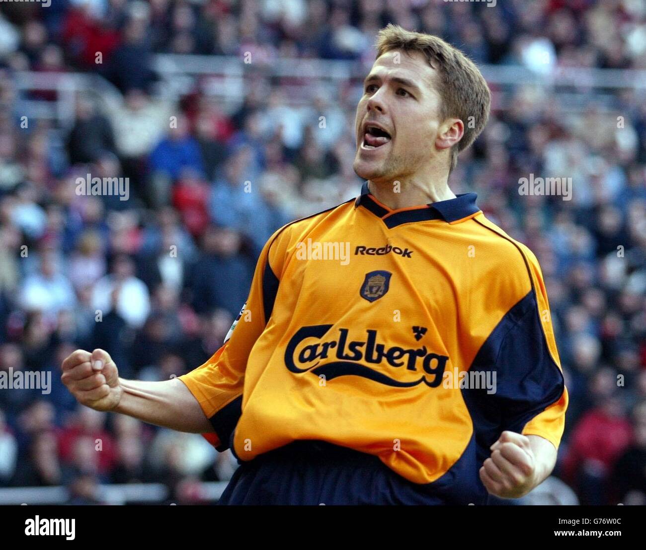 L'attaquant de Liverpool Michael Owen célèbre son but contre Sunderland lors de son match FA Barclaycard Premiership au Sunderland's Stadium of Light Ground. Banque D'Images