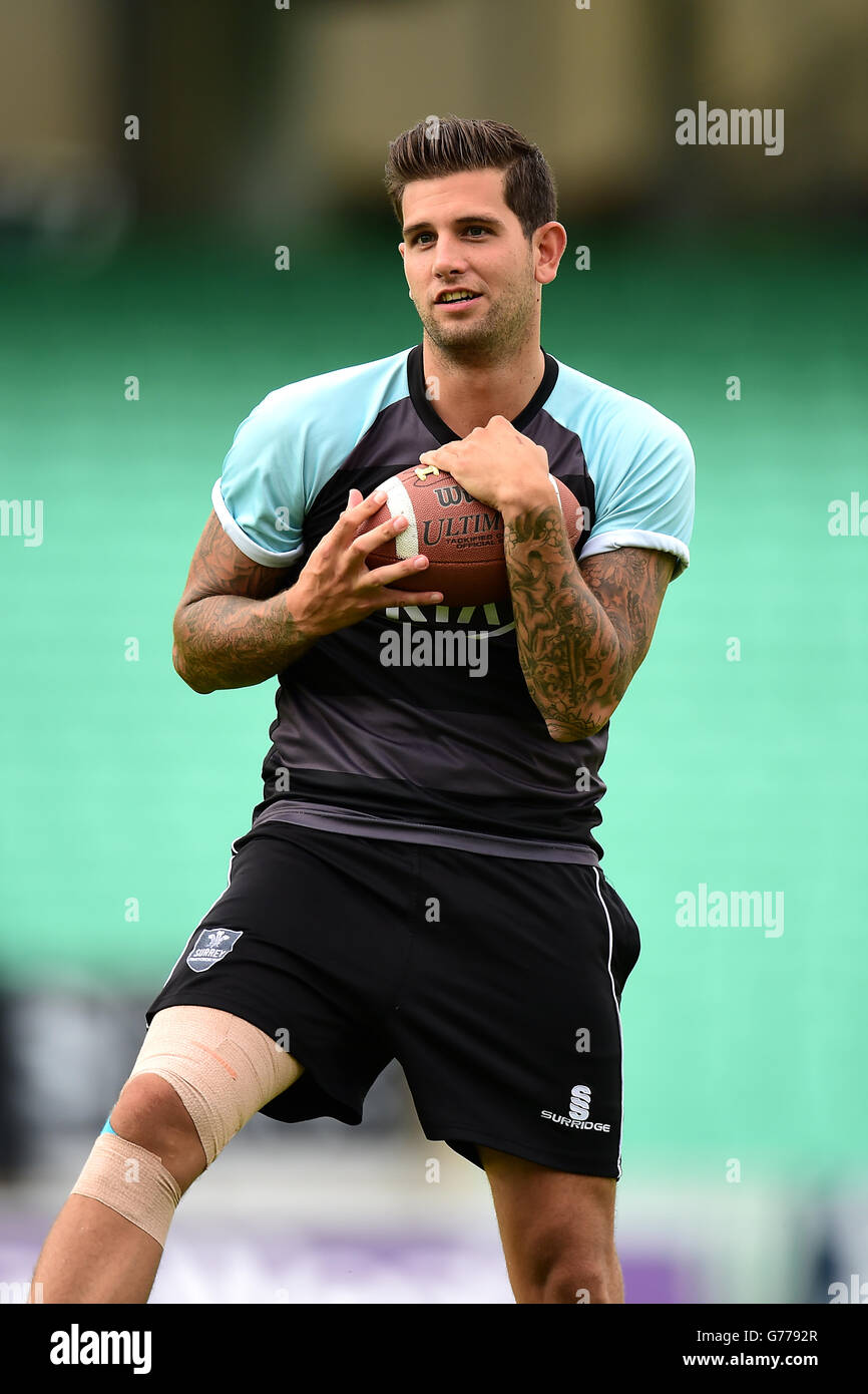 Cricket - NatWest T20 Blast - Surrey / Somerset - Kia Oval. Jade Dernbach de Surrey pendant l'échauffement Banque D'Images