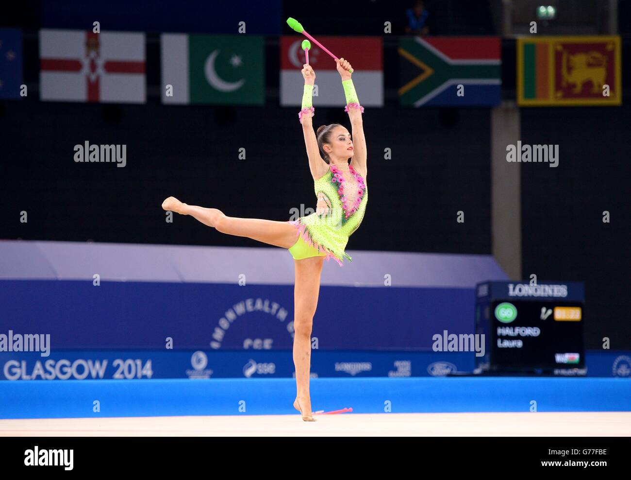 Laura Halford, du pays de Galles, participe à la finale de l'équipe de gymnastique rythmique et à la qualification individuelle à SSE Hydro lors des Jeux du Commonwealth de 2014 à Glasgow. Banque D'Images