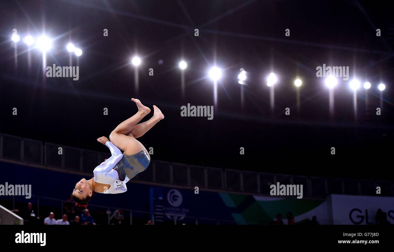 Claudia Fragapane, en Angleterre, lors de la finale de l'équipe féminine de gymnastique artistique et de la qualification individuelle à SSE Hydro, lors des Jeux du Commonwealth de 2014 à Glasgow. Banque D'Images